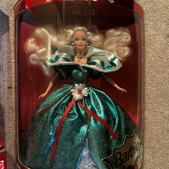 Mattel Barbie Holiday Edition Fashion Dolls New In Box Lot - Picture 3 of 3